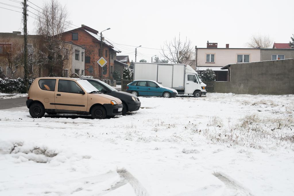 Pensjonat Kawiarni Muzealnej Goluchow Экстерьер фото